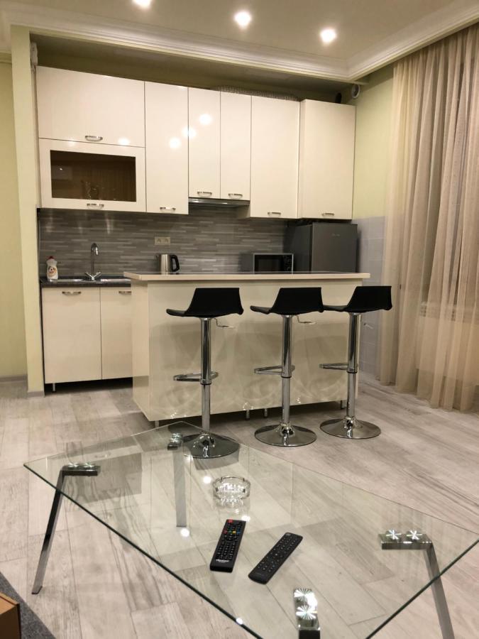 Квартира Около Станции Метро С Балконами Yerevan Ngoại thất bức ảnh