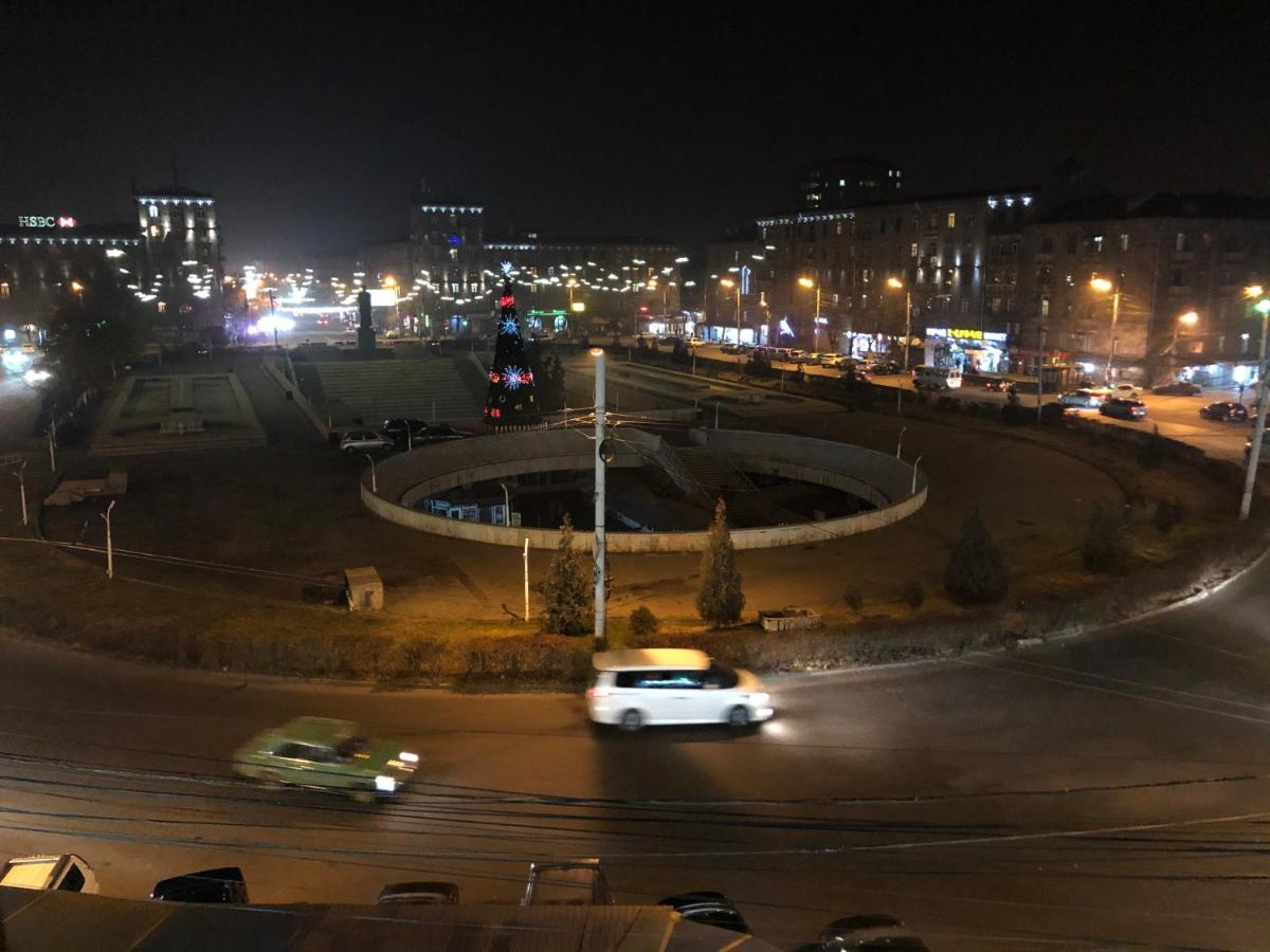 Квартира Около Станции Метро С Балконами Yerevan Ngoại thất bức ảnh